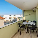 Mahnet *