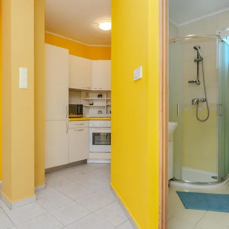 Apartment Mahnet Vir